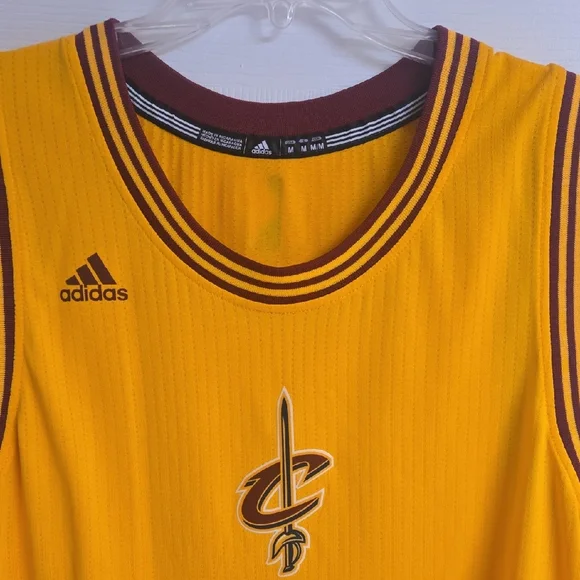 Adidas Cleveland Caveliers Lebron James #23 "Christmas Day" Jersey - Picture 4 of 7